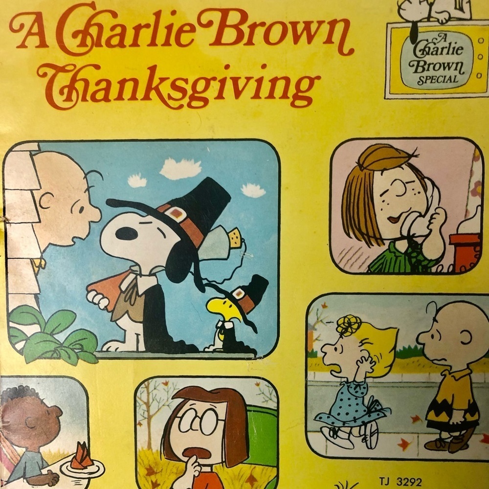 “A Charlie Brown Thanksgiving” book